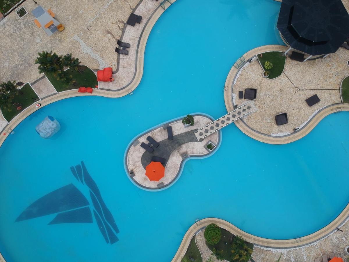 Harris Resort Batam Waterfront Sekupang Luaran gambar