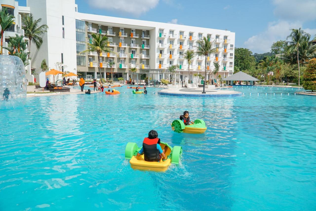 Harris Resort Batam Waterfront Sekupang Luaran gambar