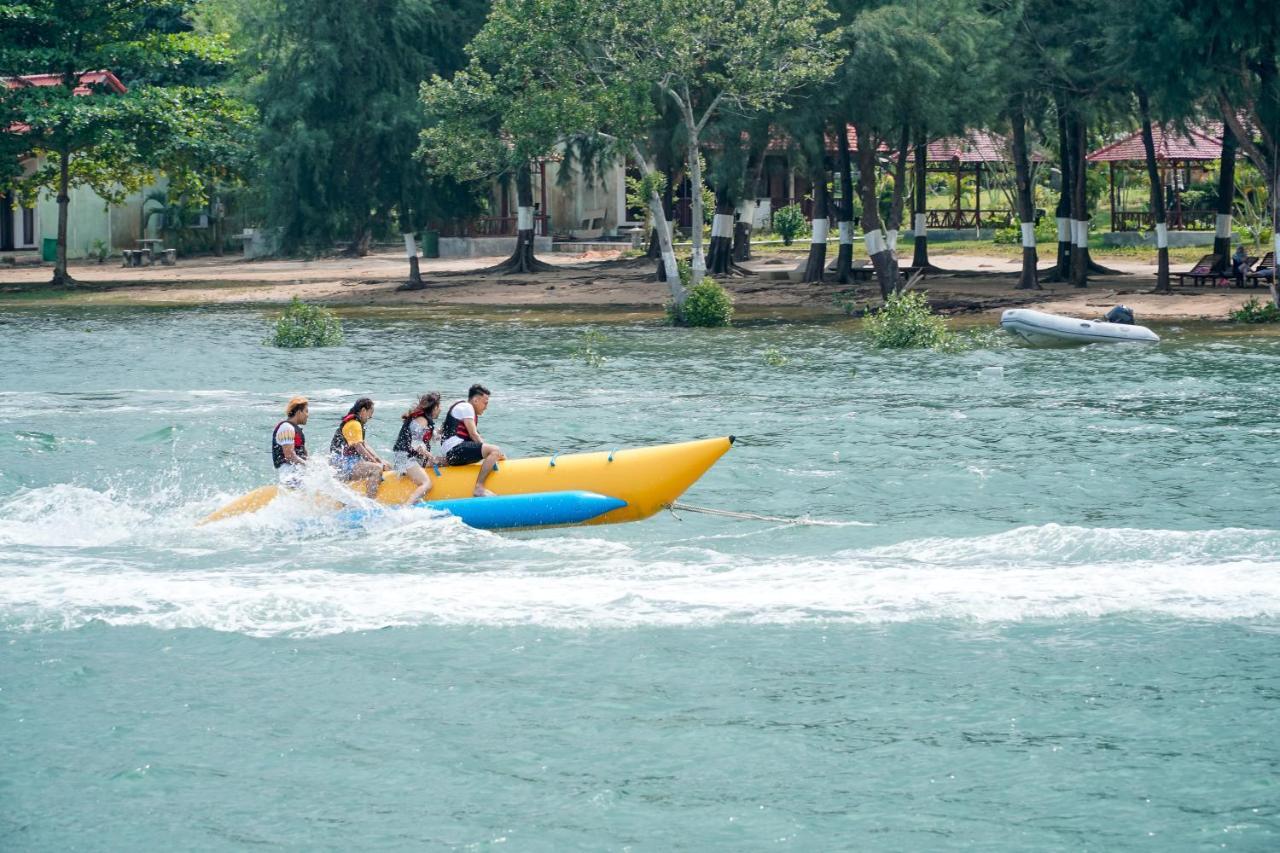 Harris Resort Batam Waterfront Sekupang Luaran gambar