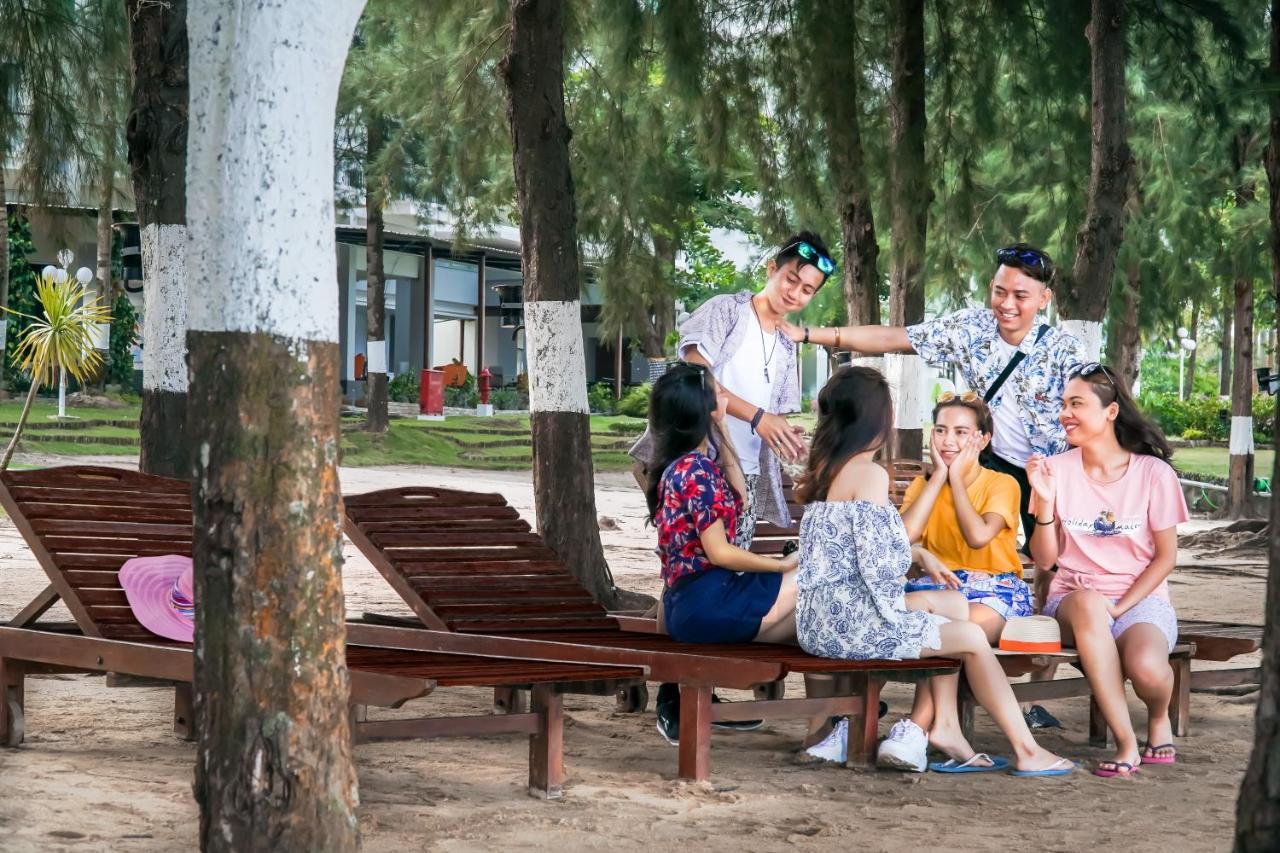 Harris Resort Batam Waterfront Sekupang Luaran gambar