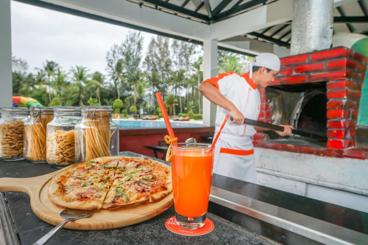 Harris Resort Batam Waterfront Sekupang Luaran gambar
