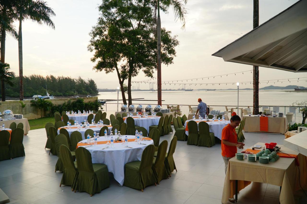 Harris Resort Batam Waterfront Sekupang Luaran gambar