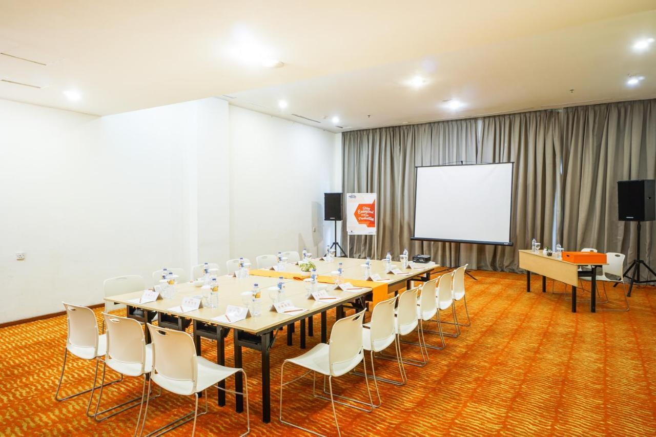 Harris Resort Batam Waterfront Sekupang Luaran gambar