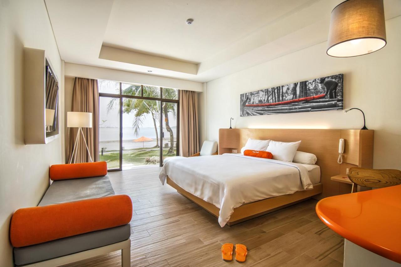 Harris Resort Batam Waterfront Sekupang Luaran gambar